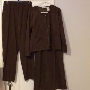 Three piece skirt set